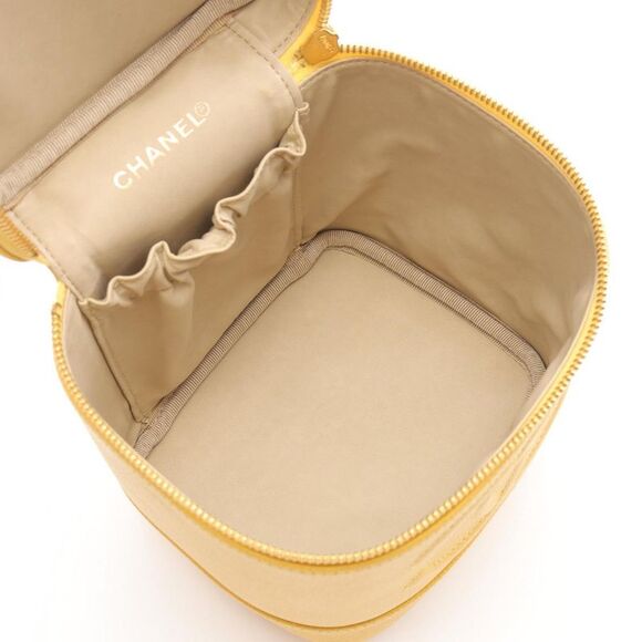 Chanel Calfskin Yellow Handbags - Picture 3 of 9